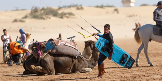 Kitesurfing sur les plages sauvages de la région d'Essaouira